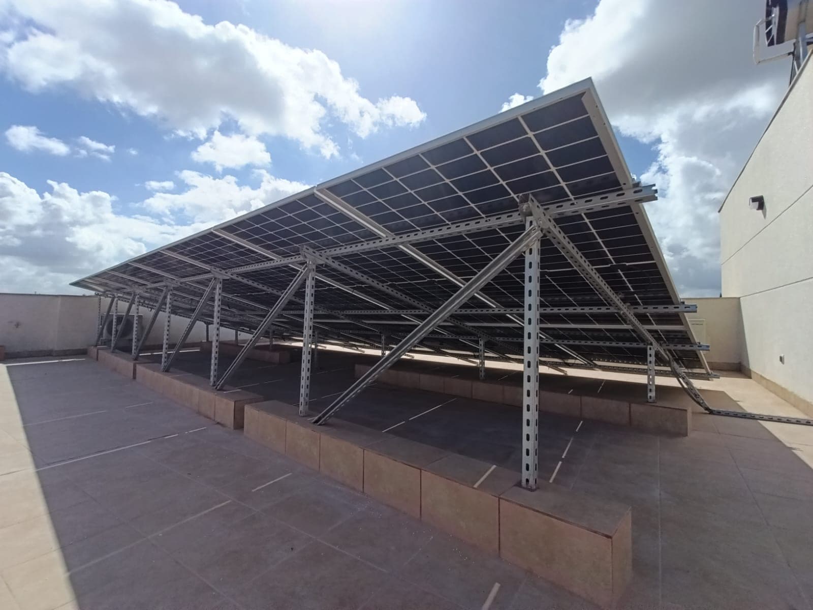 Solaire photovoltaïque : installation réalisée par MyEnergy